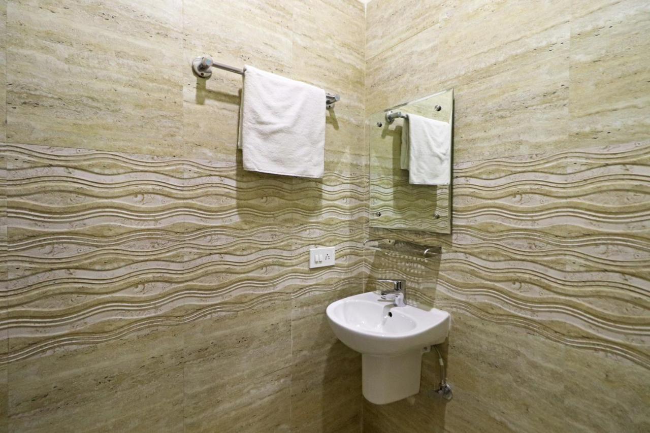 The Kiara At Delhi Airport Hotel 3*