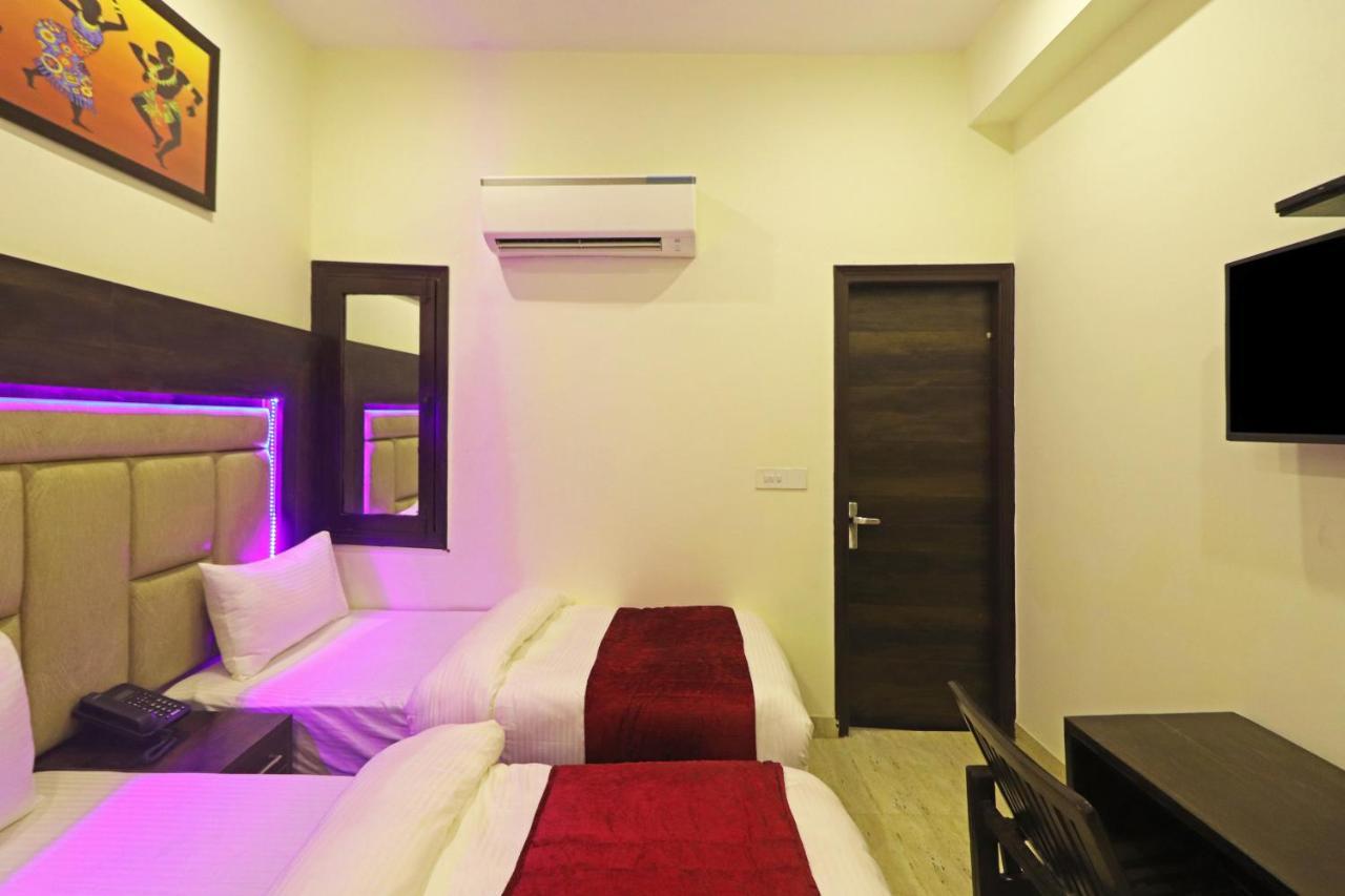The Kiara At Delhi Airport 3* New Delhi